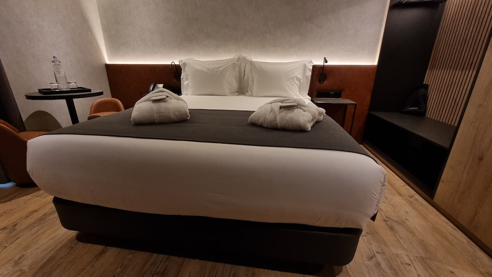 Superior Double Room - Photo 2