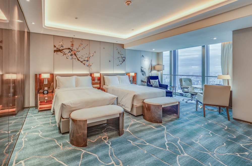 Room, 2 Double Beds, City View photo 3