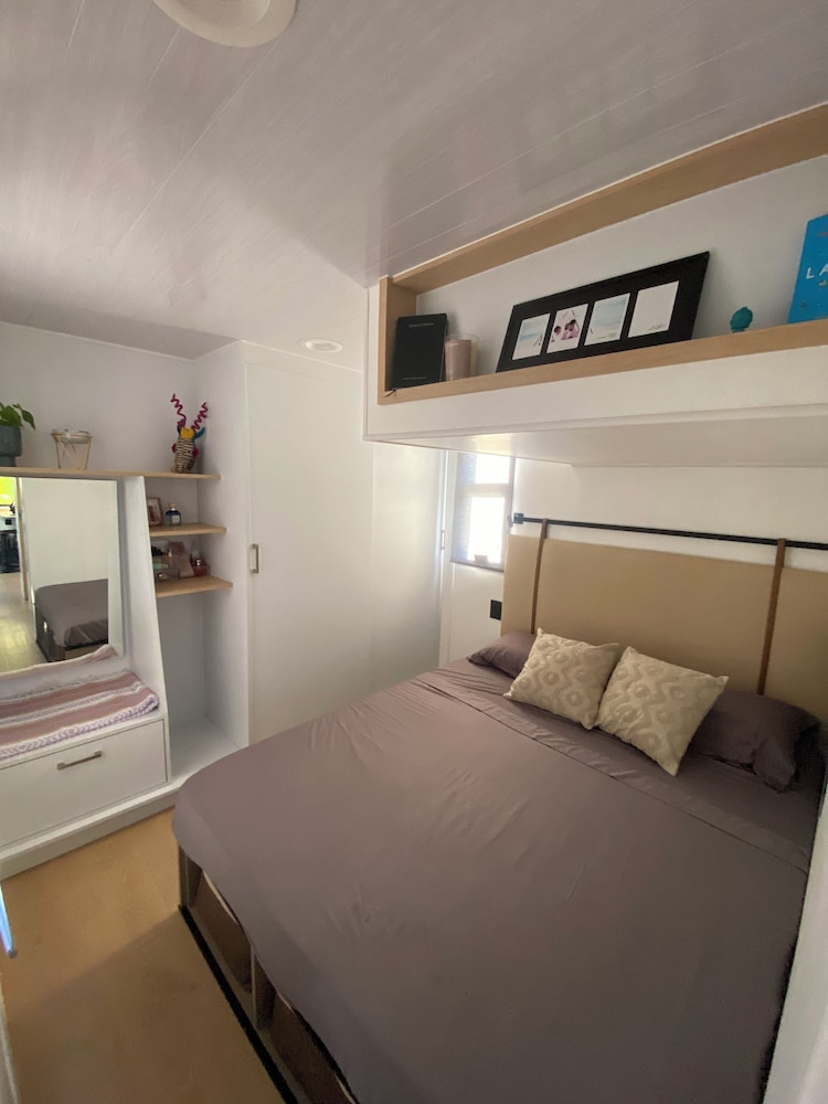 Basic Chalet