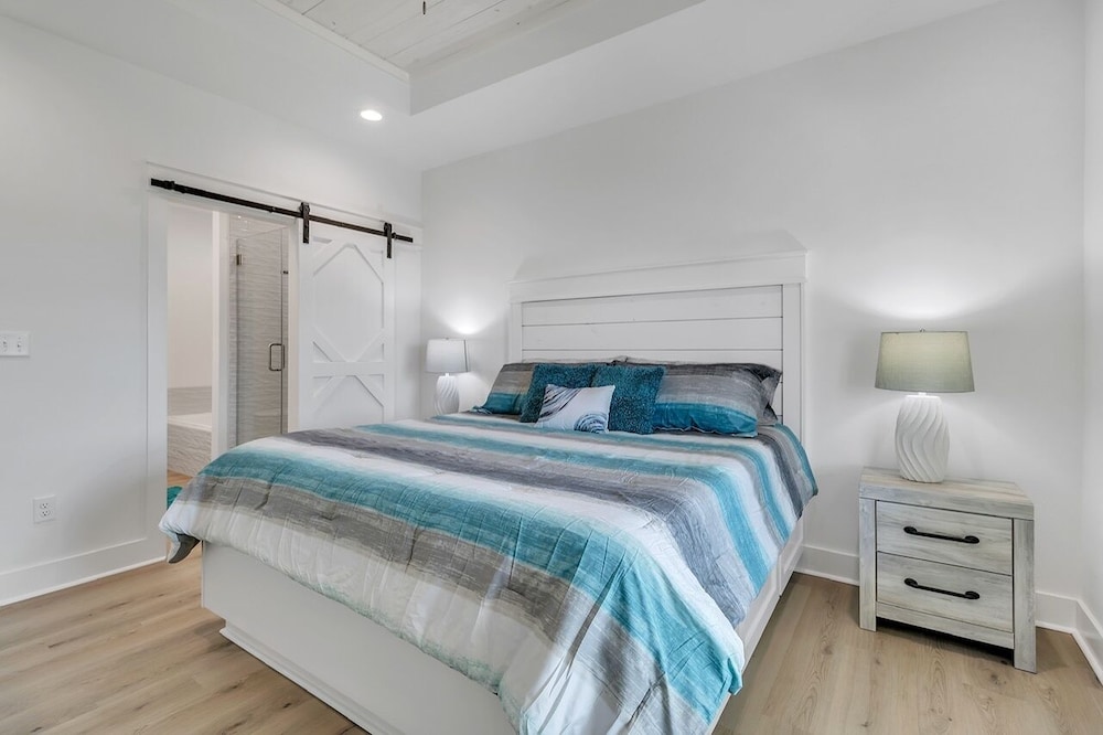 House, 3 Bedrooms photo 3