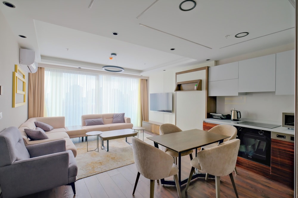 Royal Apartment photo 1