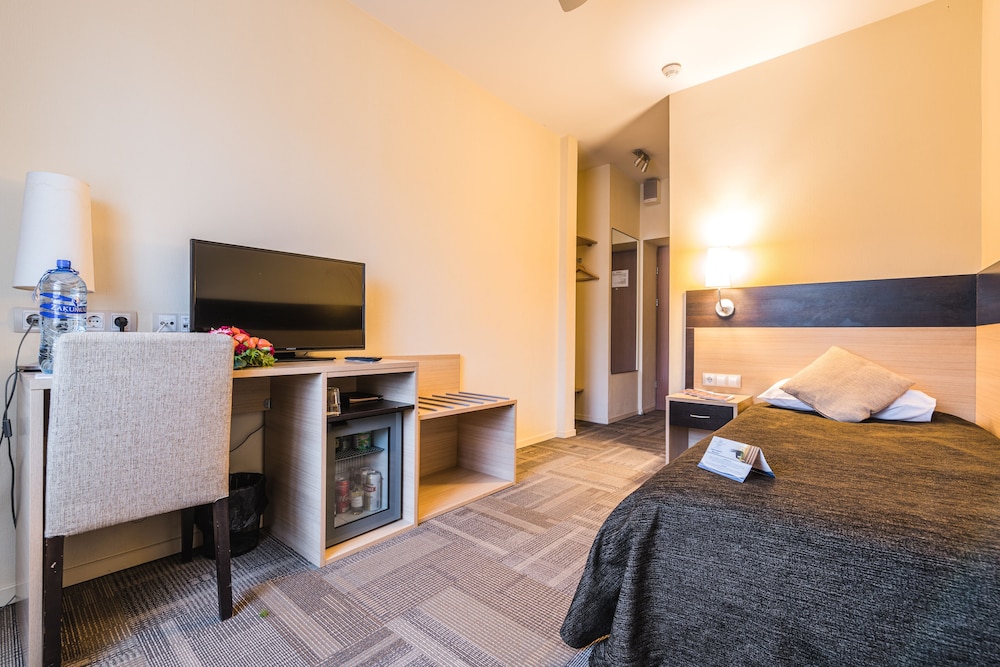 Standard Single room with Gym access photo 1