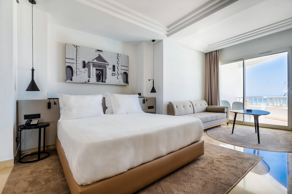 Premium Room, Balcony - Photo 10