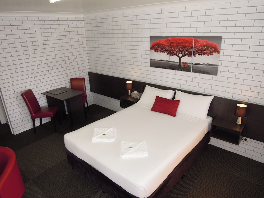 Queen Room
