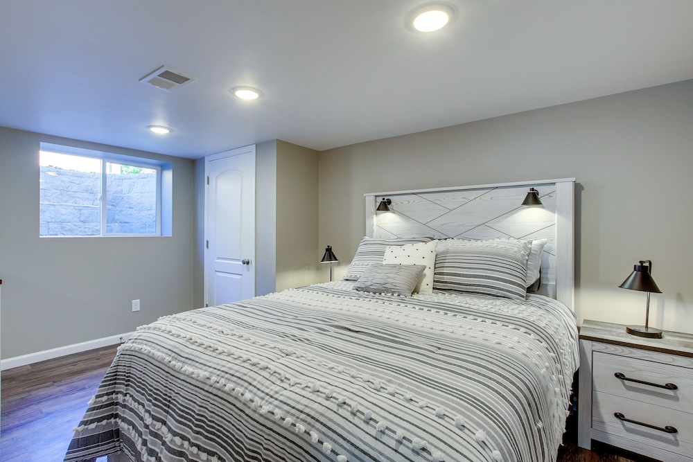 House (6 Bedrooms) photo 2