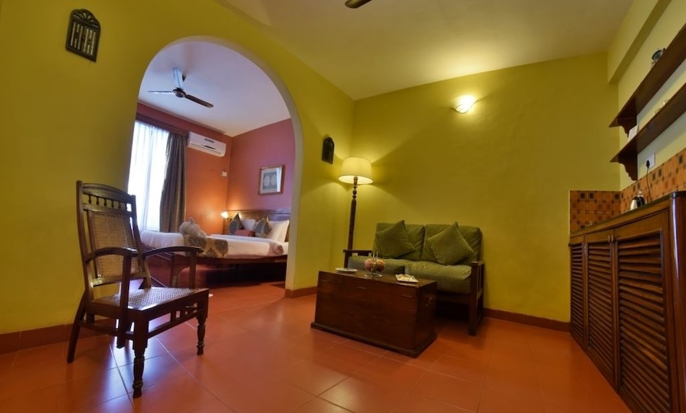 Standard Room, 1 Double or 2 Twin Beds - Photo 4