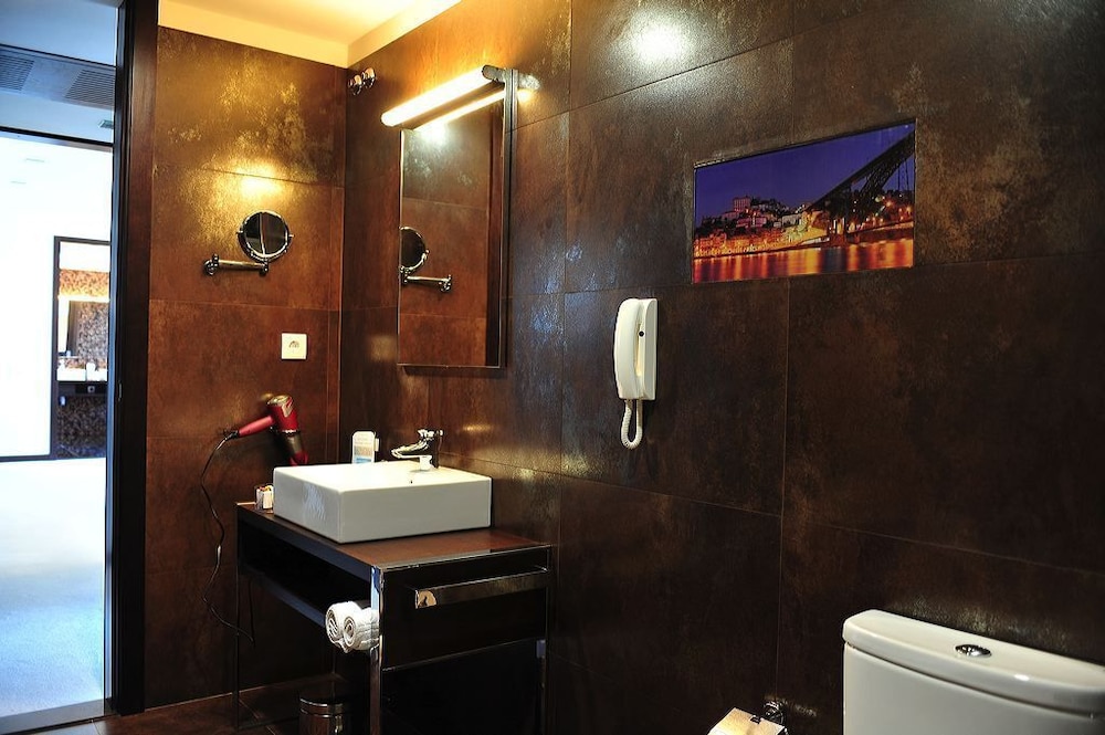 Superior Suite, Balcony - Photo 2