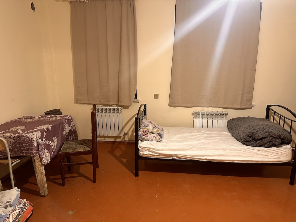 Basic Double or Twin Room - Photo 50