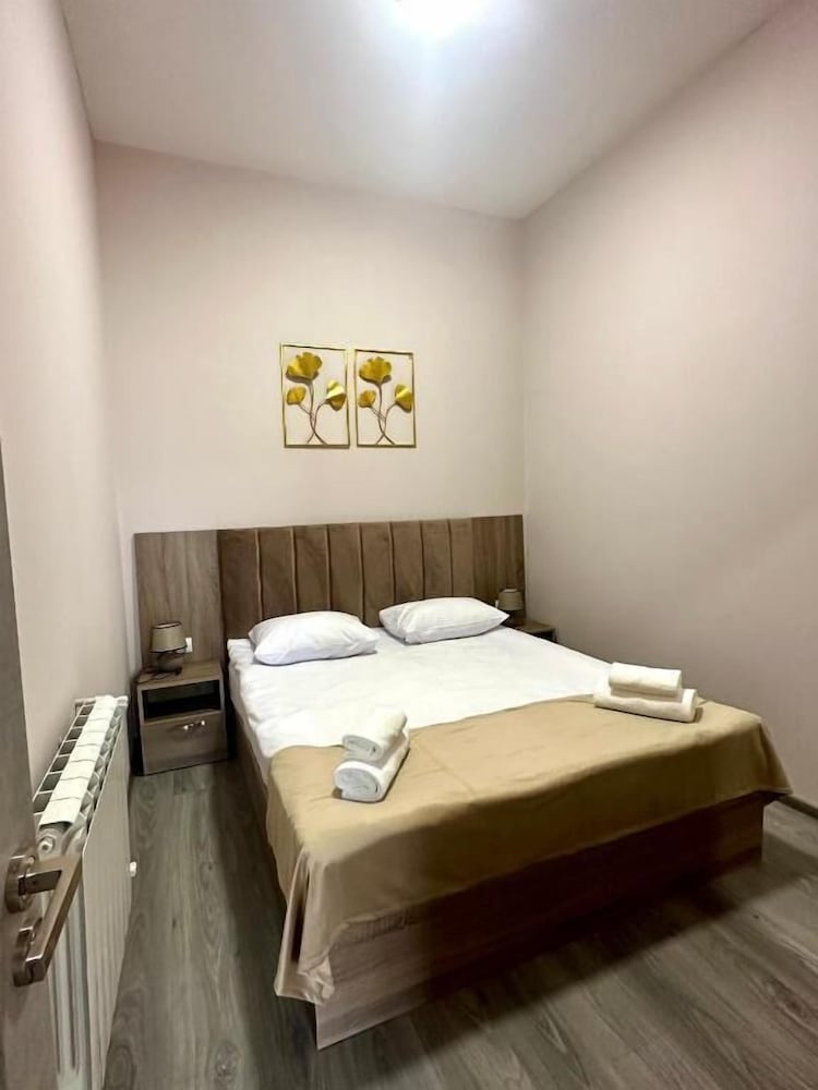 Large Double Room with 1 Bed