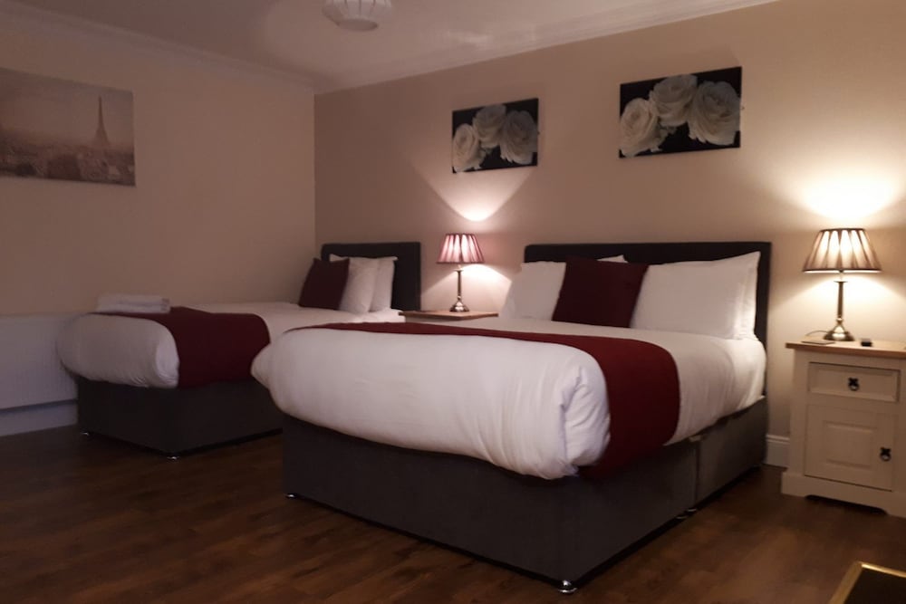 Double or Twin Room - Courtyard photo 1