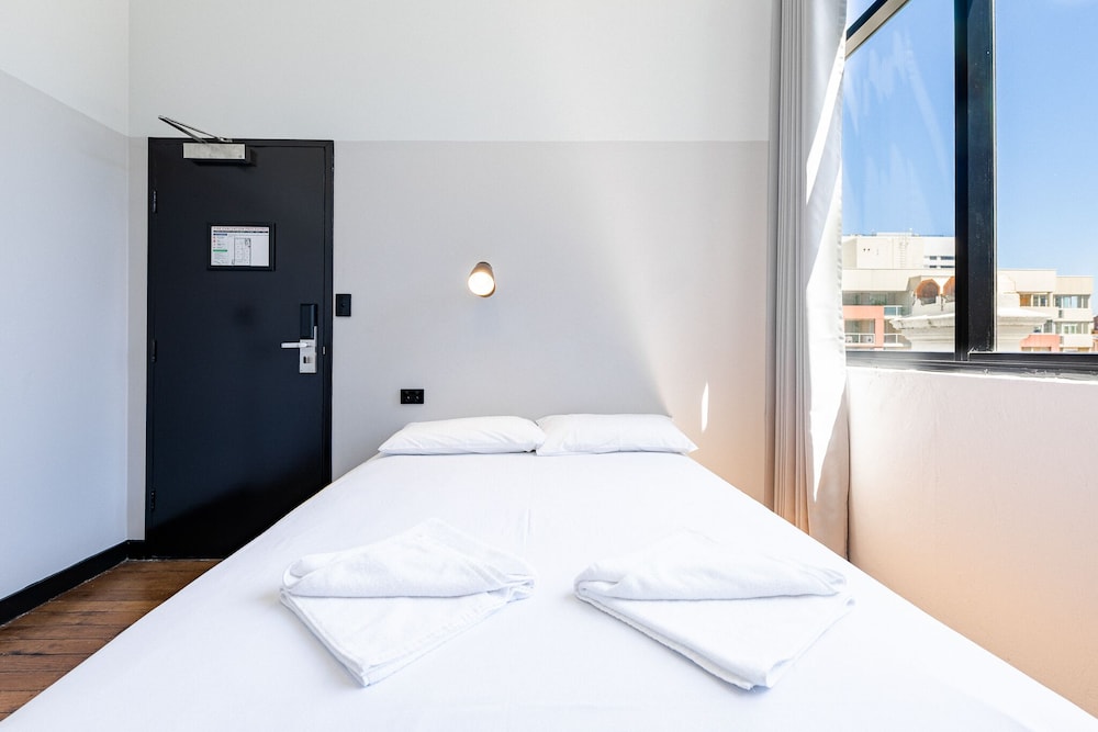 Double Ensuite - Photo 3