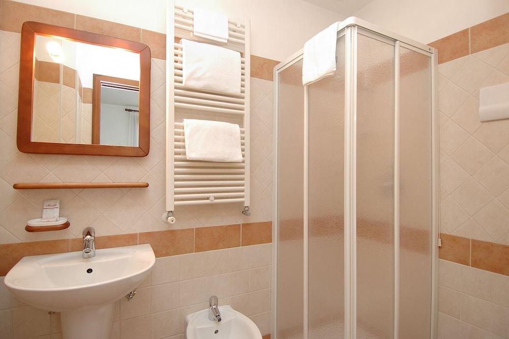 Quadruple Room photo 3