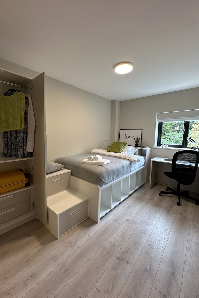 Apartment, 4 Bedrooms, Non Smoking, Kitchen