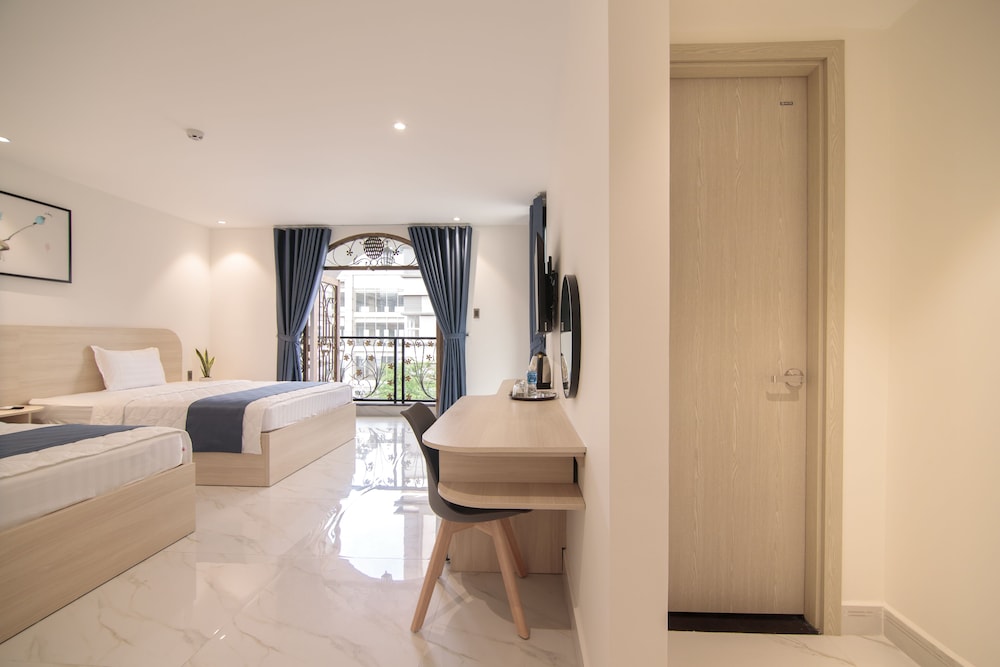 Double or Twin Room photo 3