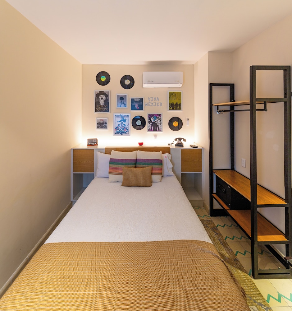 Standard Full Room photo 3