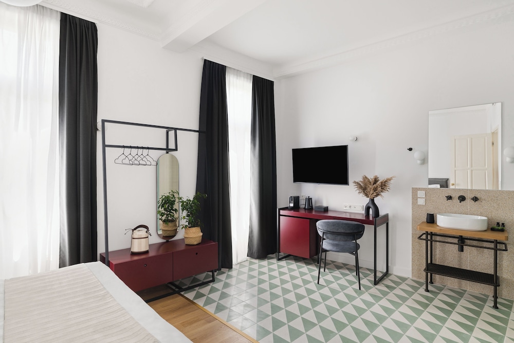 Deluxe Double Room, City View