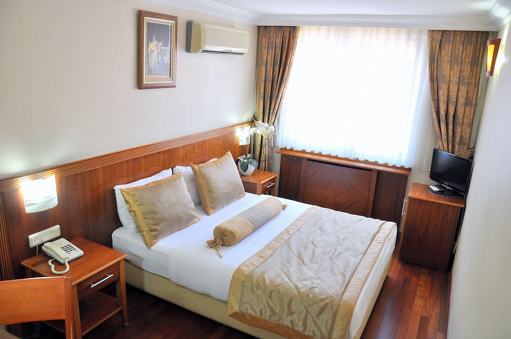 Standard Double or Twin Room photo 2