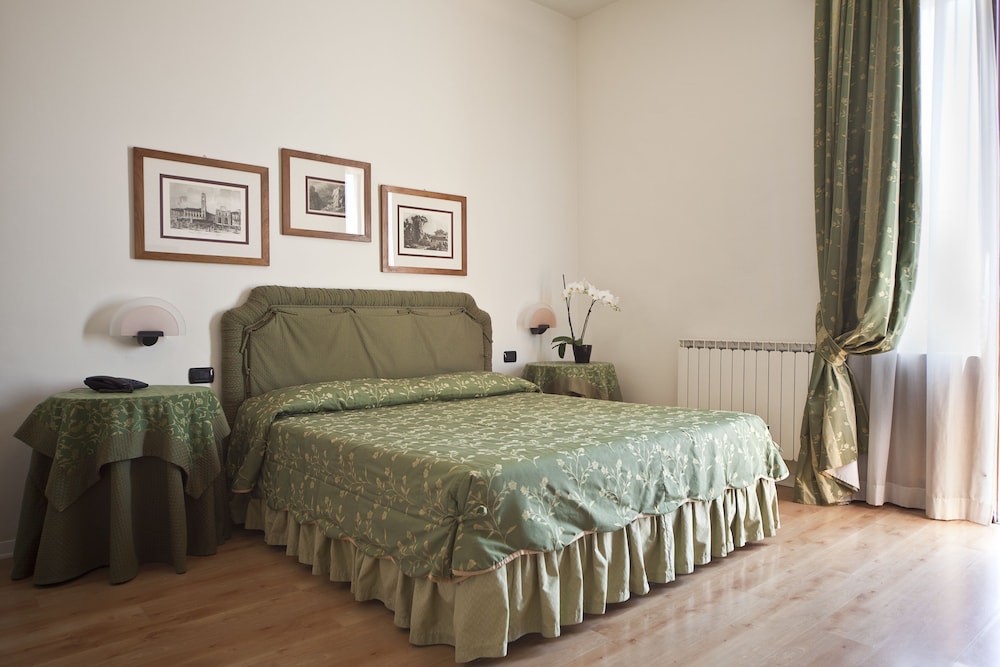 Family Quadruple Room - Photo 3
