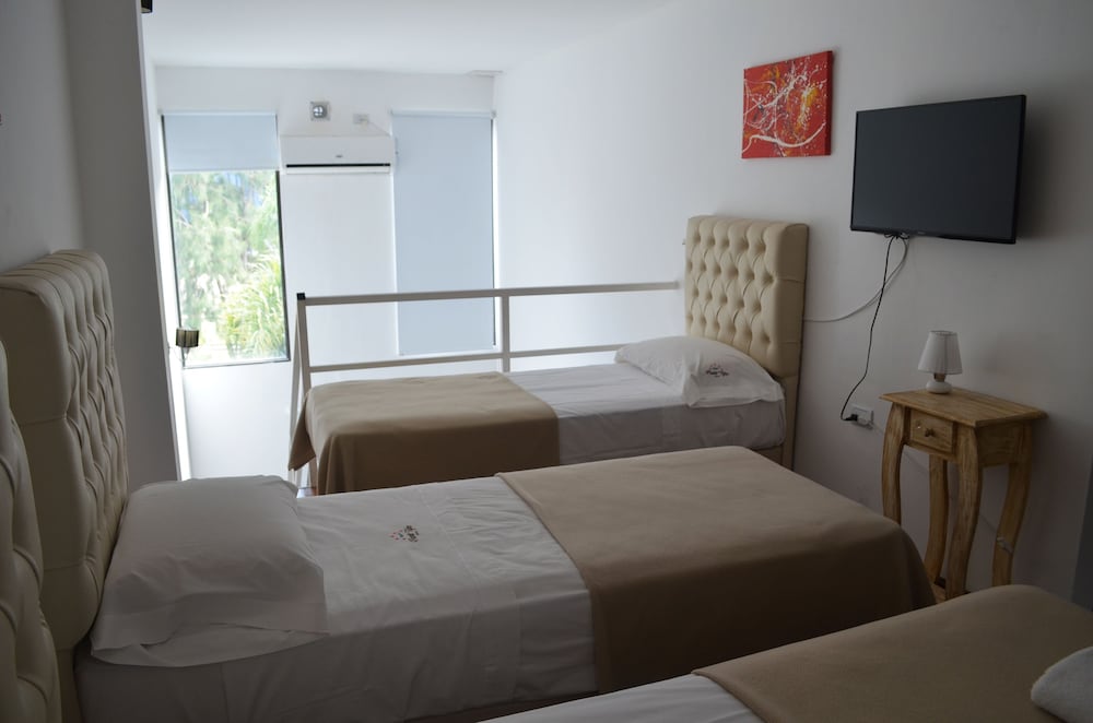 Family Apartment, 2 Bedrooms photo 2