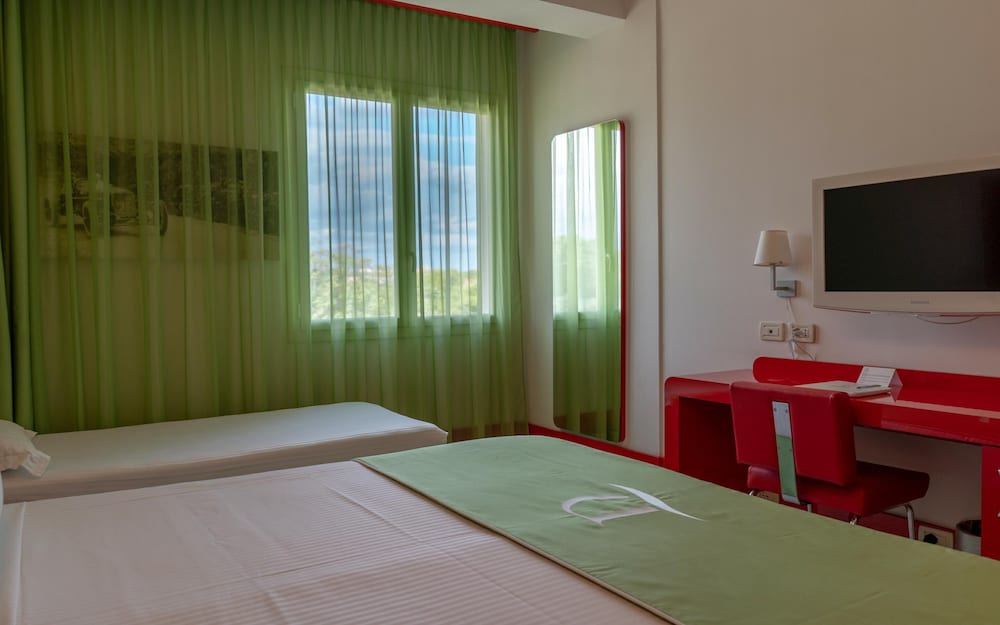 Family Room (Family 5 pax) - Photo 2