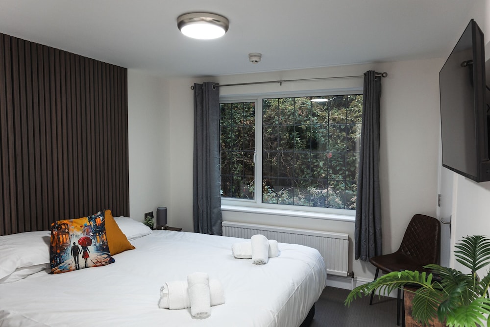 Executive Apartment, Ensuite, Garden View