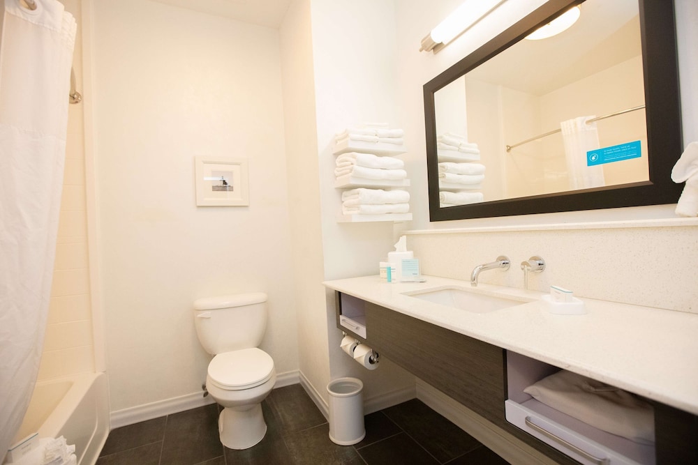 Room, 2 Queen Beds, Accessible