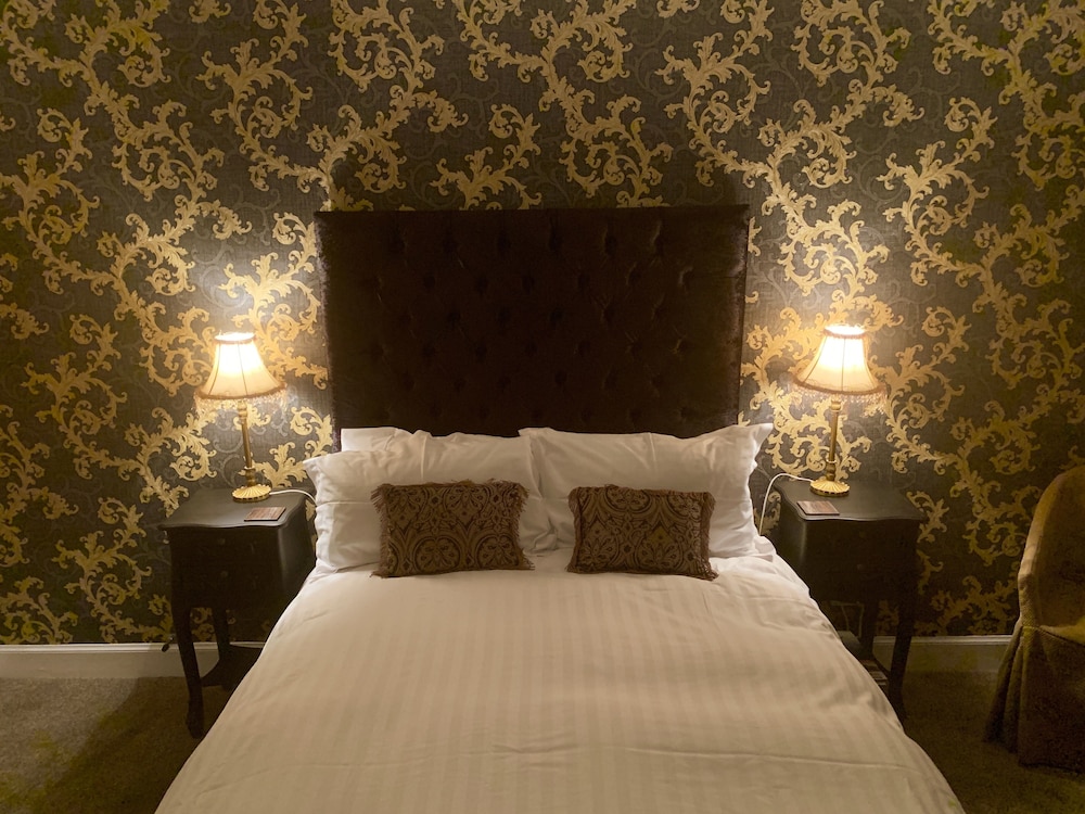 Superior Double Room, Ensuite - Photo 1