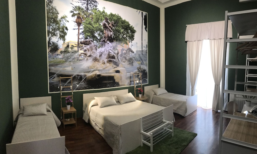 Deluxe Quadruple Room