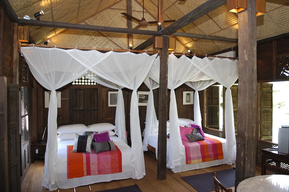 Villa (Silk)