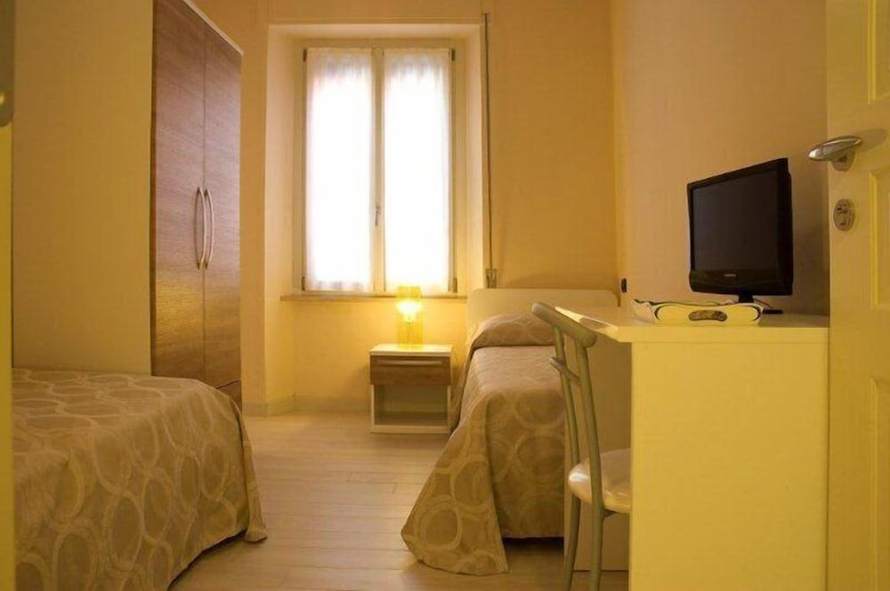Twin Room photo 1