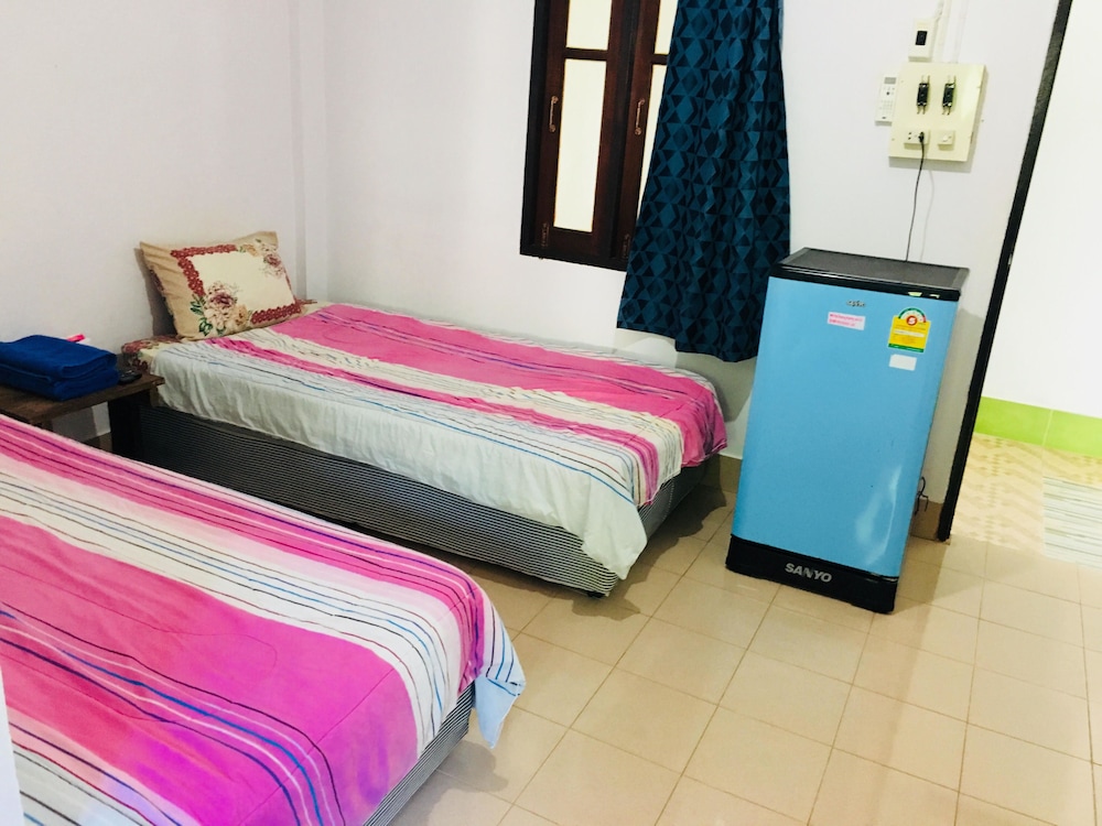 Standard Twin Room photo 3