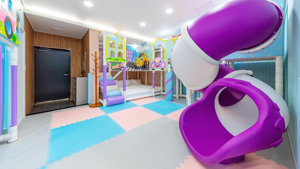 Basic Room, 1 Bedroom (201) - Photo 12