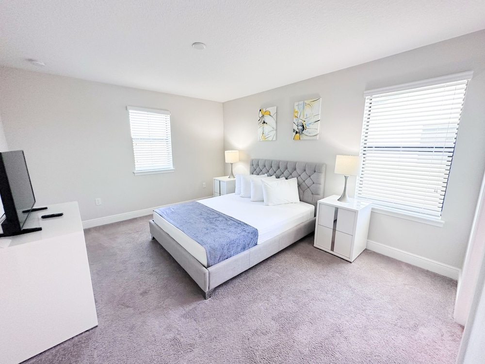 House, 4 Bedrooms photo 1