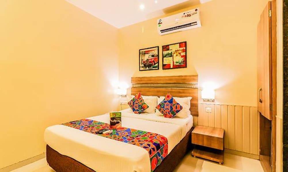 Deluxe Room - Photo 2
