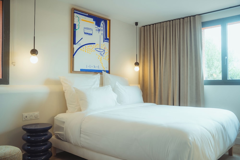 Comfort Room photo 2