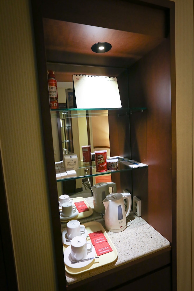 Standard Room, 2 Twin Beds (3 paxs to be booked until 3PM) - Photo 9