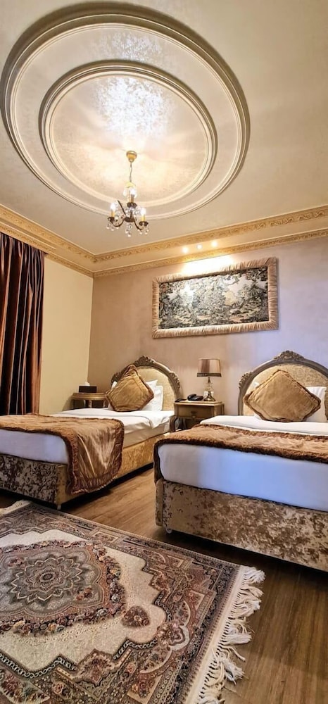 Deluxe Twin Room photo 1