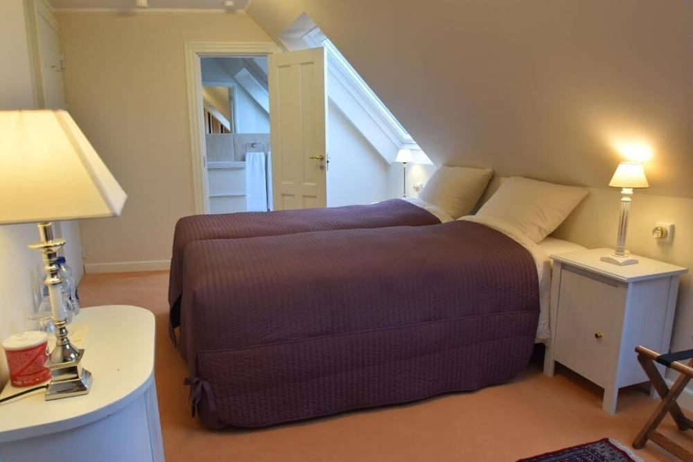Comfort Double Room, 1 Queen Bed, Private Bathroom photo 1