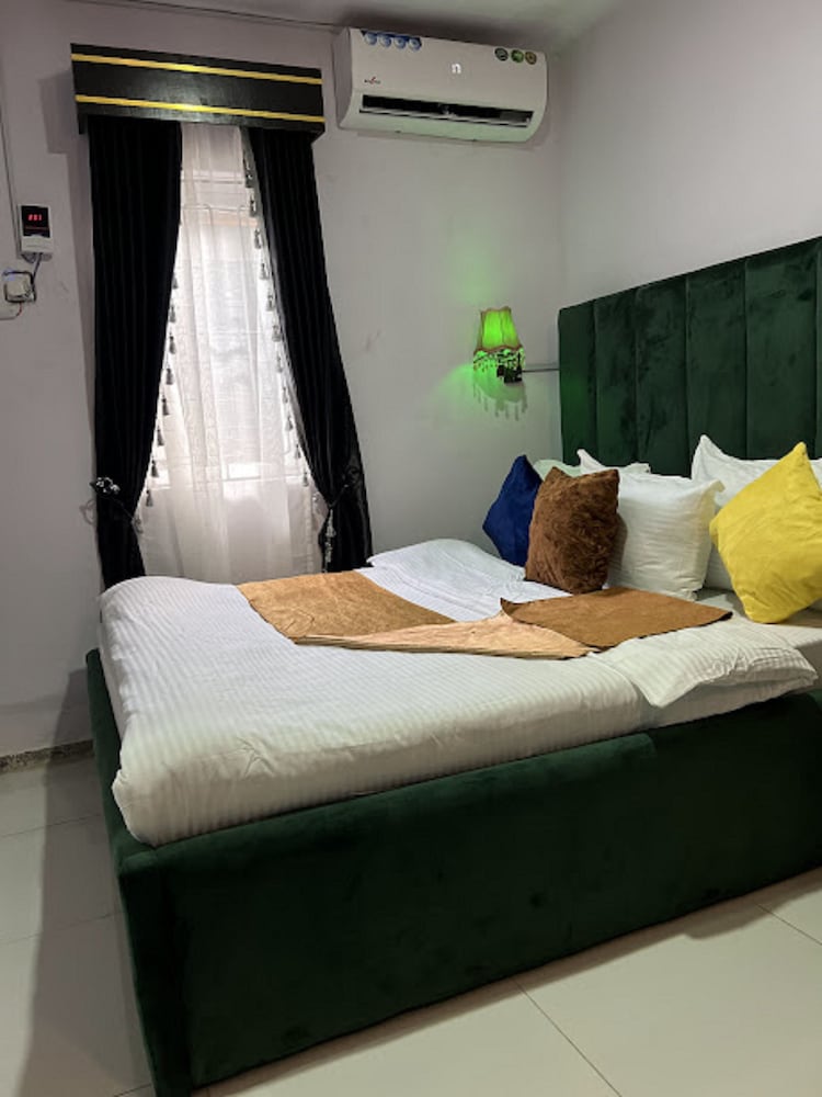 Classic Room - Photo 1