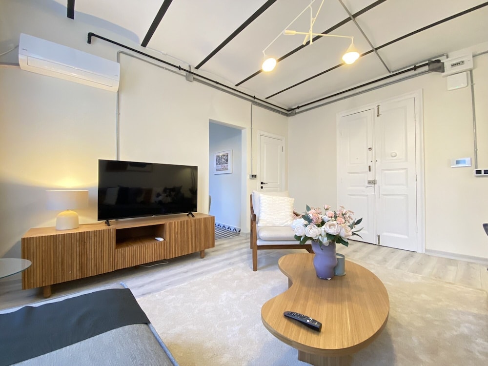 Apartment photo 3