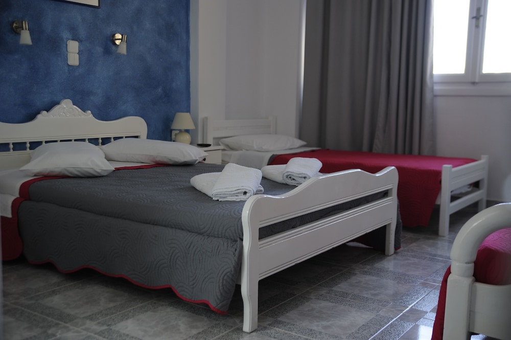 Standard Triple Room - Photo 1