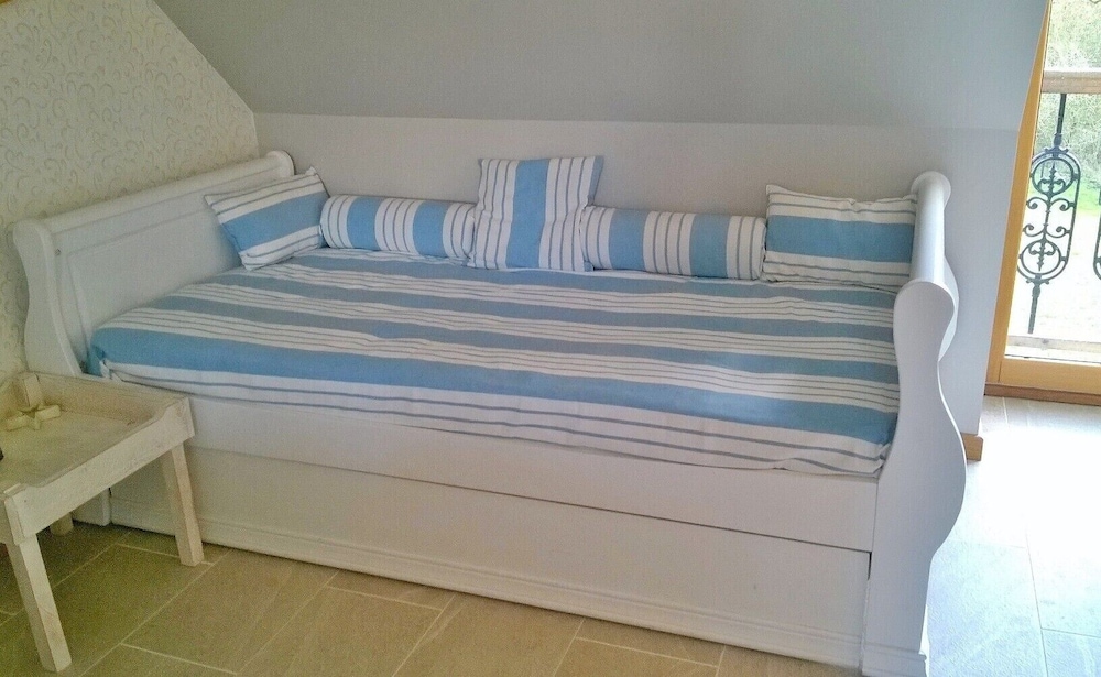 Family Room (Locmariaquer) photo 2