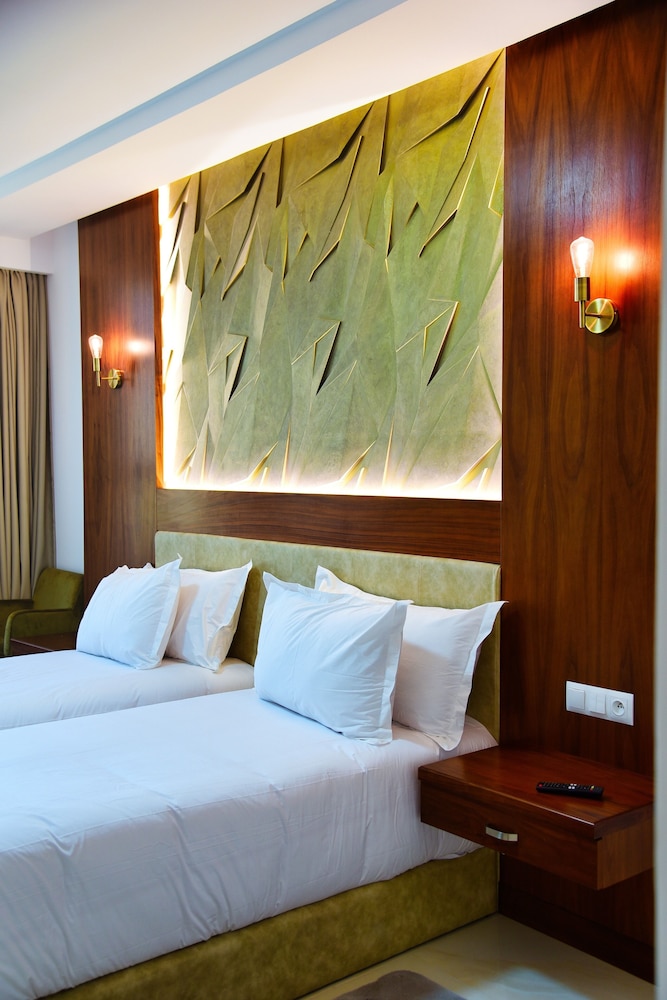 Classic Twin Room - Photo 1