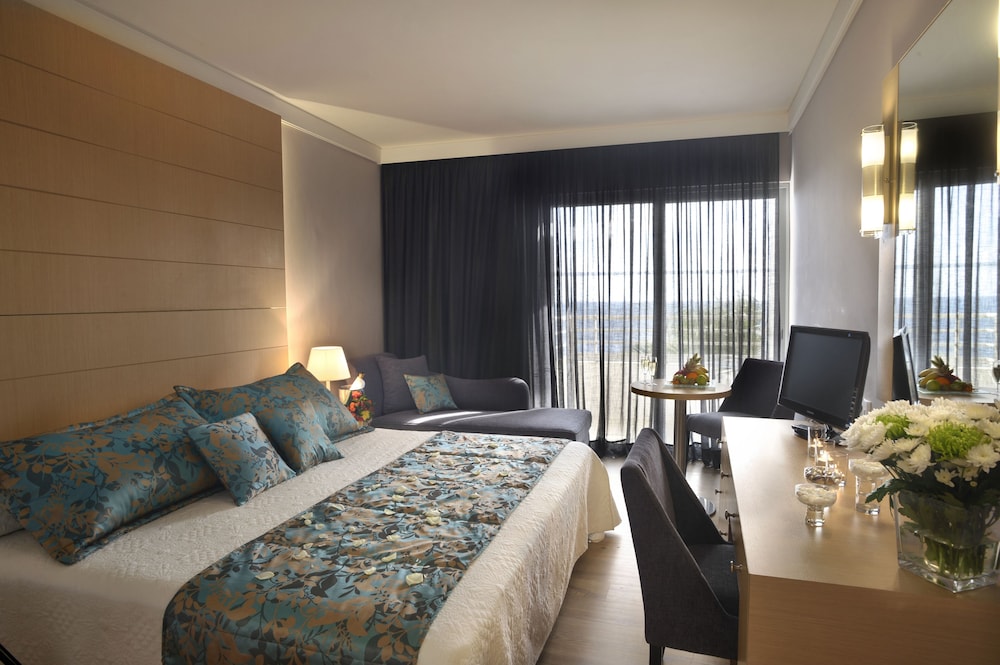 Honeymoon Room, Sea View photo 3