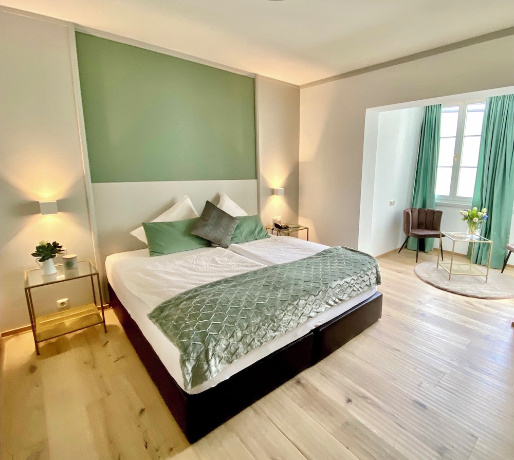 Deluxe Double Room Conservatory photo 2