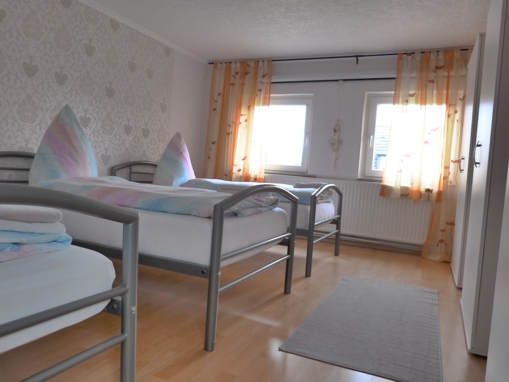 Classic Triple Room photo 2