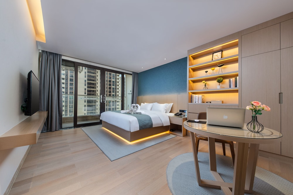Deluxe Studio Suite photo 2