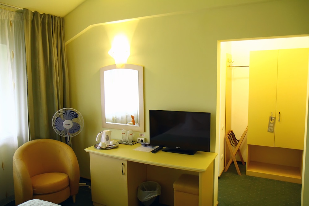 Single Room photo 2