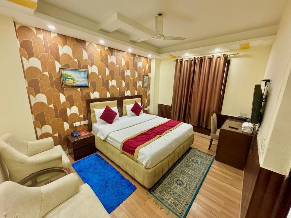Deluxe Room - Photo 1