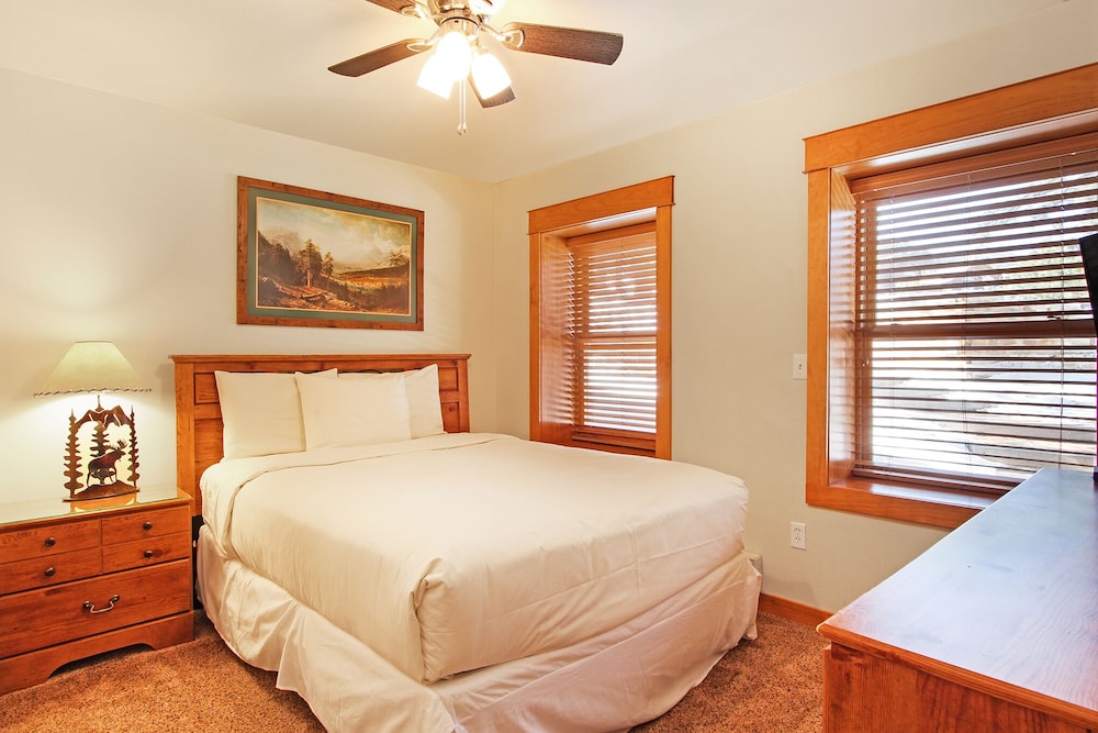 Condo, 1 Bedroom